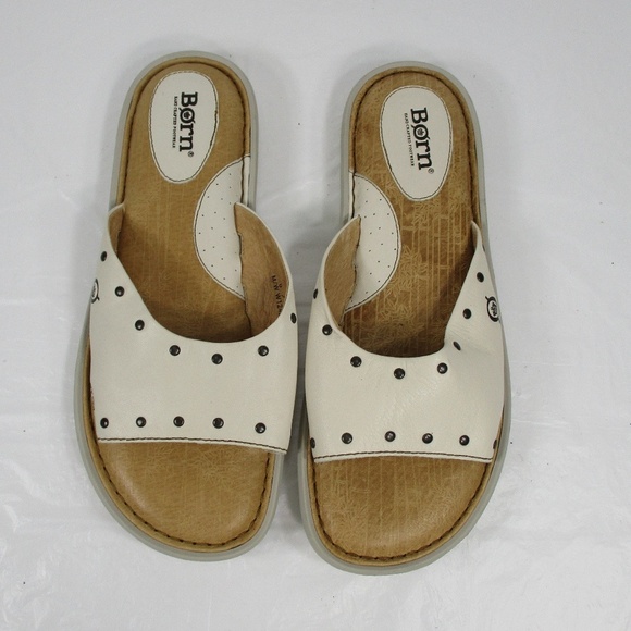 BORN Unisex Slip on Sandals Size 9 - Picture 2 of 5